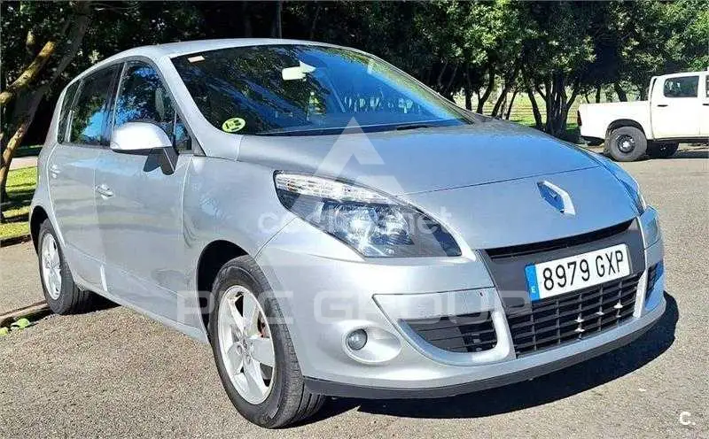 2010 Renault Scenic