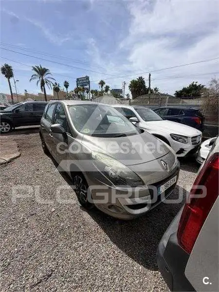2010 Renault Scenic