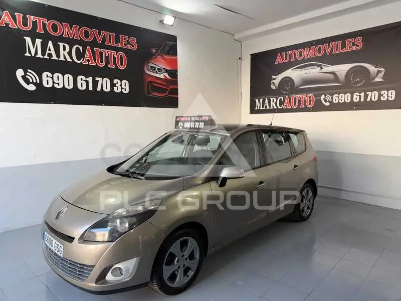 2010 Renault Grand Scenic