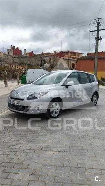 2010 Renault Grand Scenic