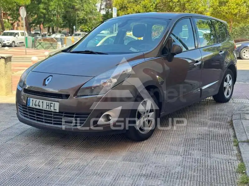 2010 Renault Grand Scenic