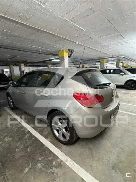 2010 Opel Astra