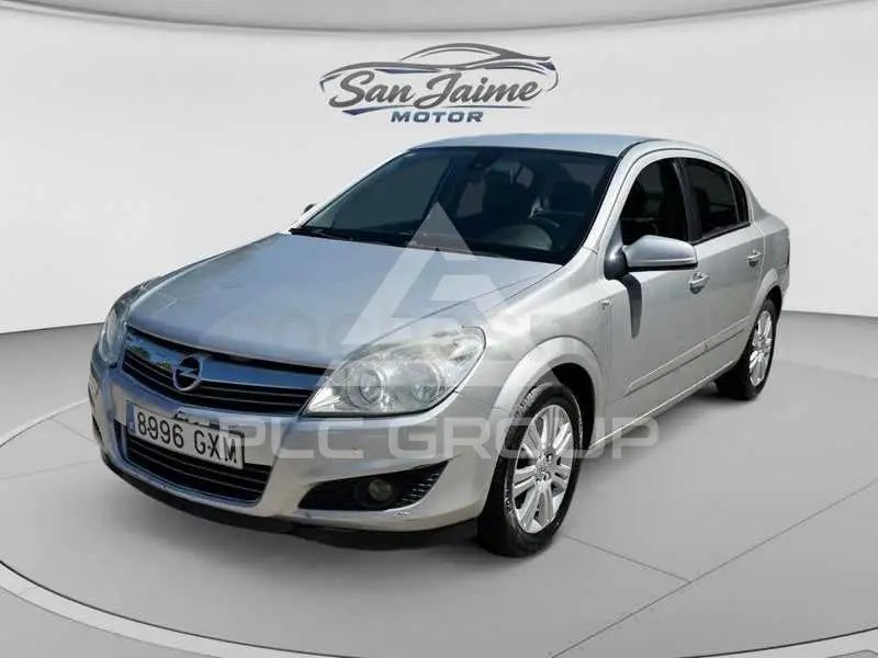 2010 Opel Astra