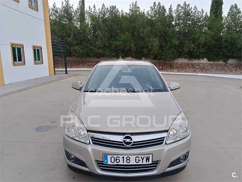 2010 Opel Astra