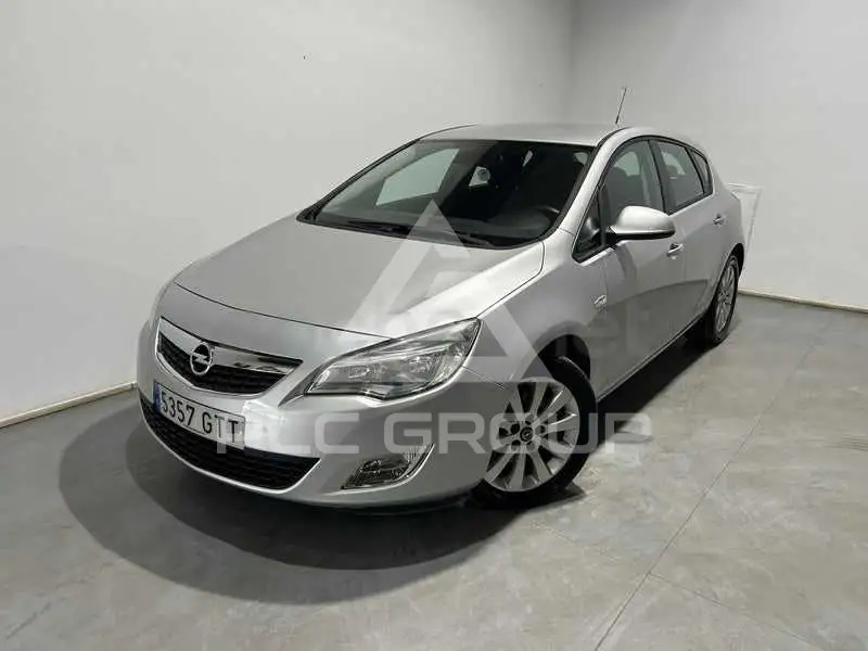 2010 Opel Astra