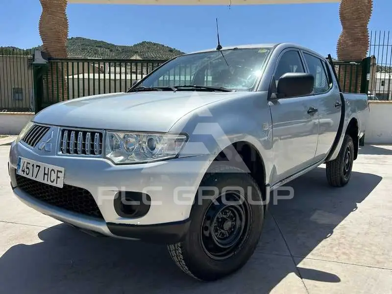 2011 Mitsubishi L200