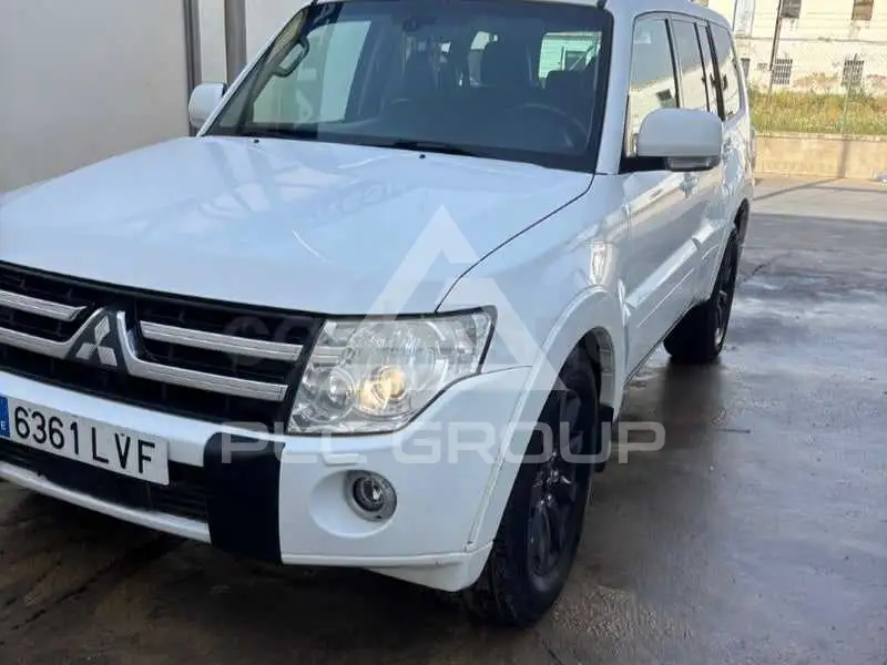 2011 Mitsubishi MONTERO