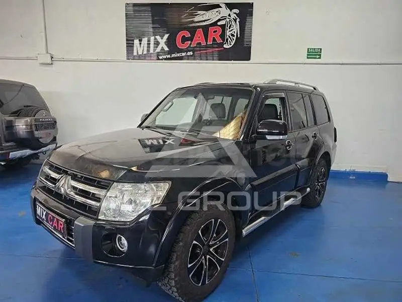 2011 Mitsubishi MONTERO