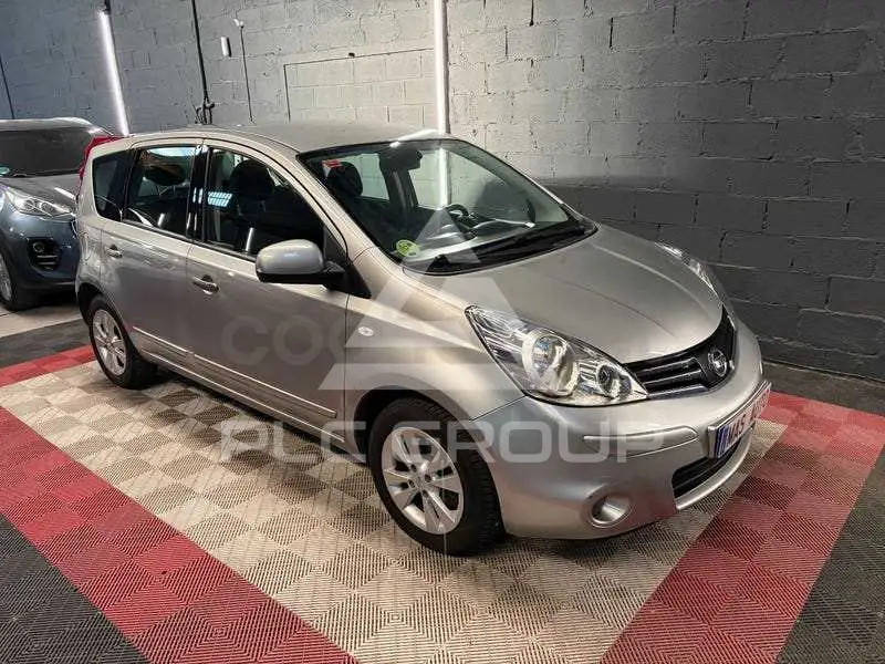 2011 Nissan Note