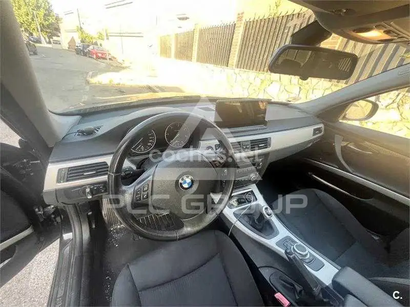 2011 BMW 3 series