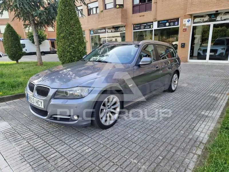 2011 BMW 3 series