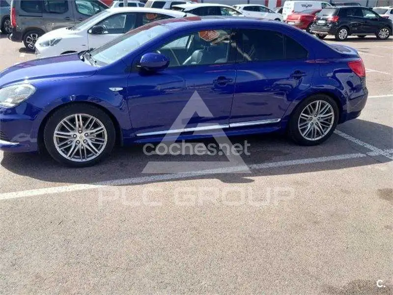 2011 Suzuki KIZASHI