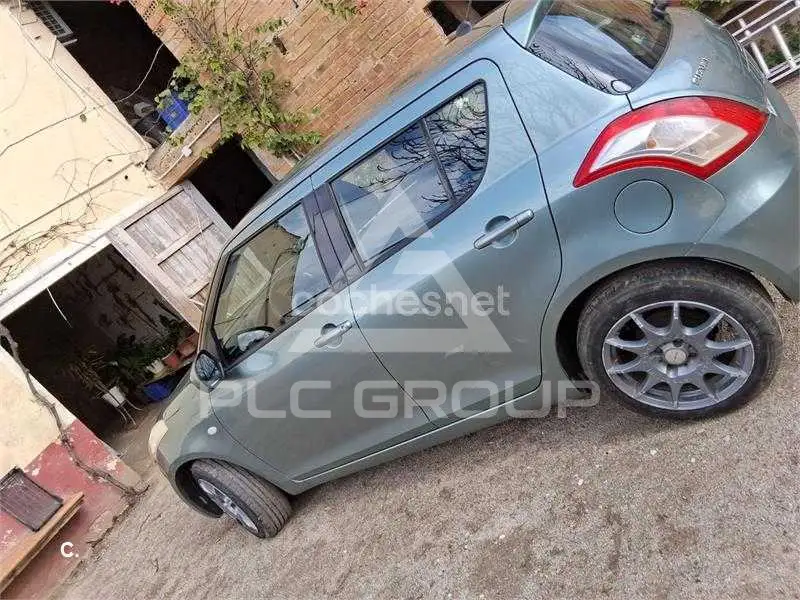 2011 Suzuki SWIFT