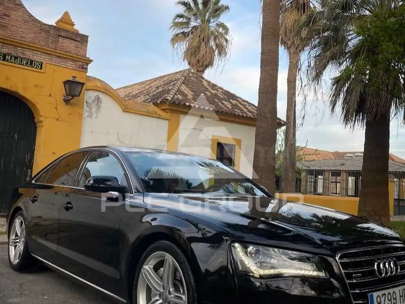 2011 Audi A8
