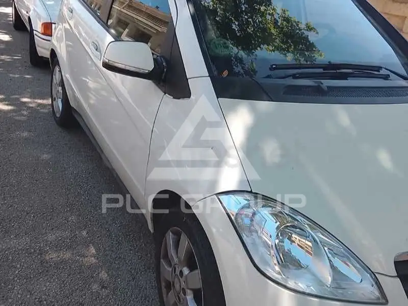 2011 Mercedes Benz A