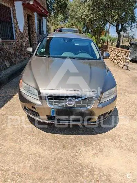 2011 Volvo V70