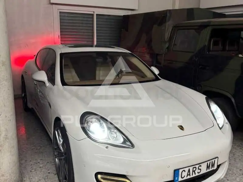2011 Porsche Panamera