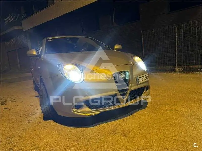 2011 Alfa Romeo Mito