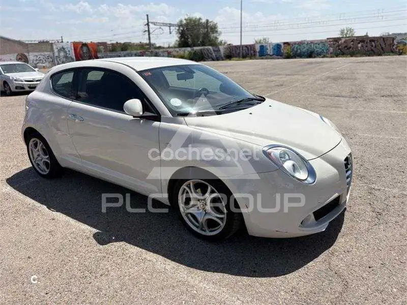 2011 Alfa Romeo Mito