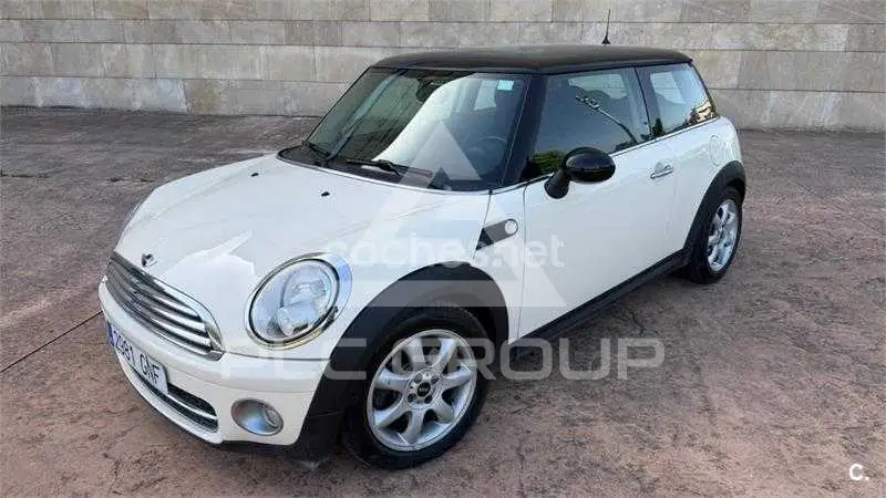 2011 Mini COOPER