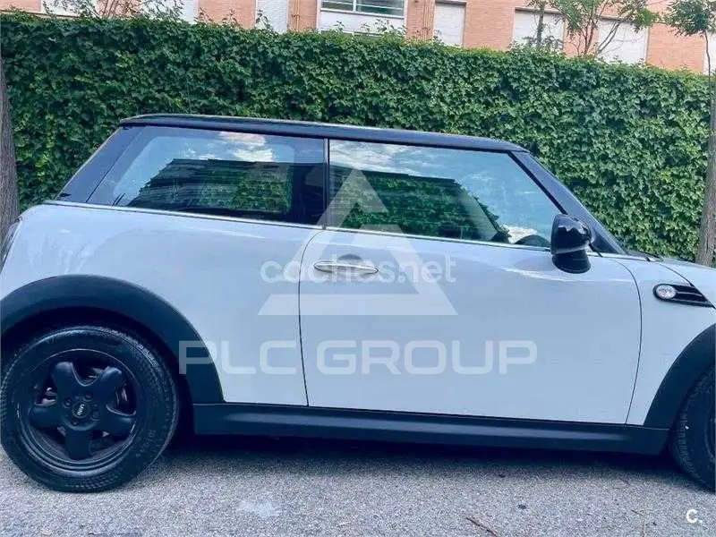 2011 Mini COOPER
