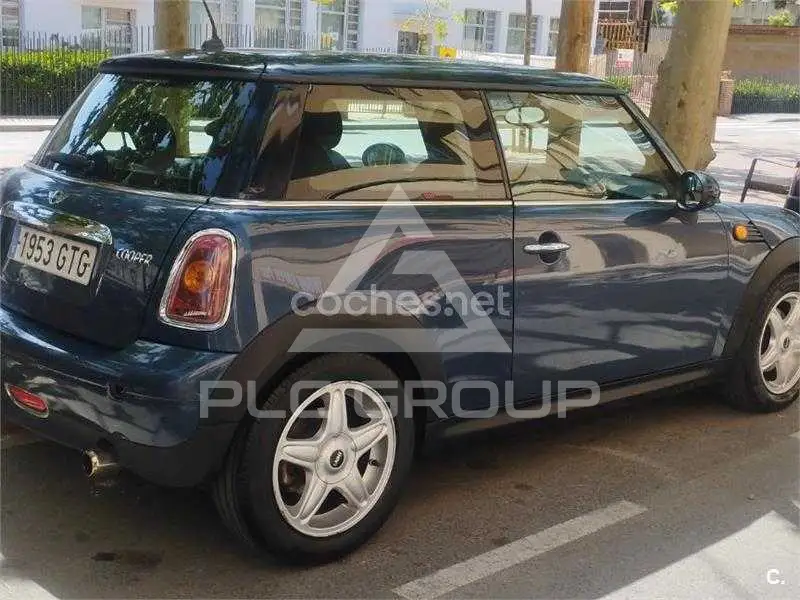 2011 Mini COOPER