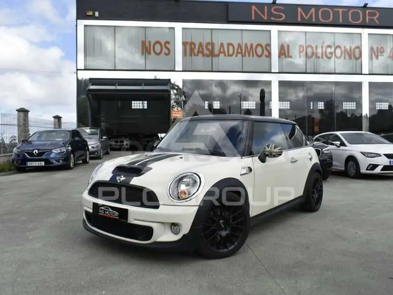 2011 Mini COOPER