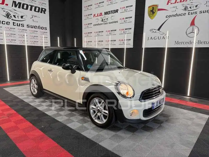 2011 Mini COOPER