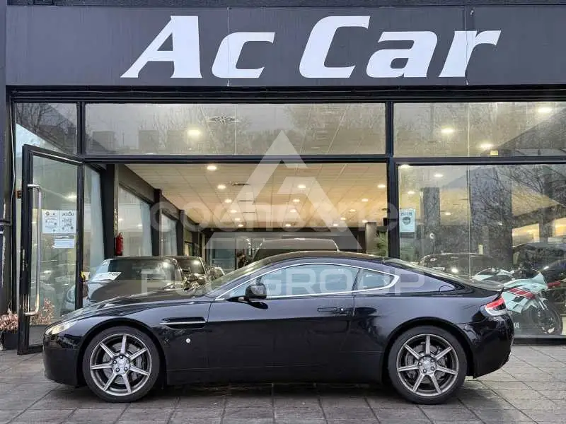 2011 Aston Martin Vantage