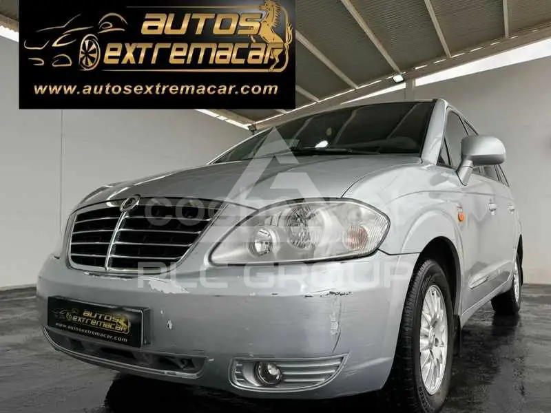 2011 Ssangyong Rodius