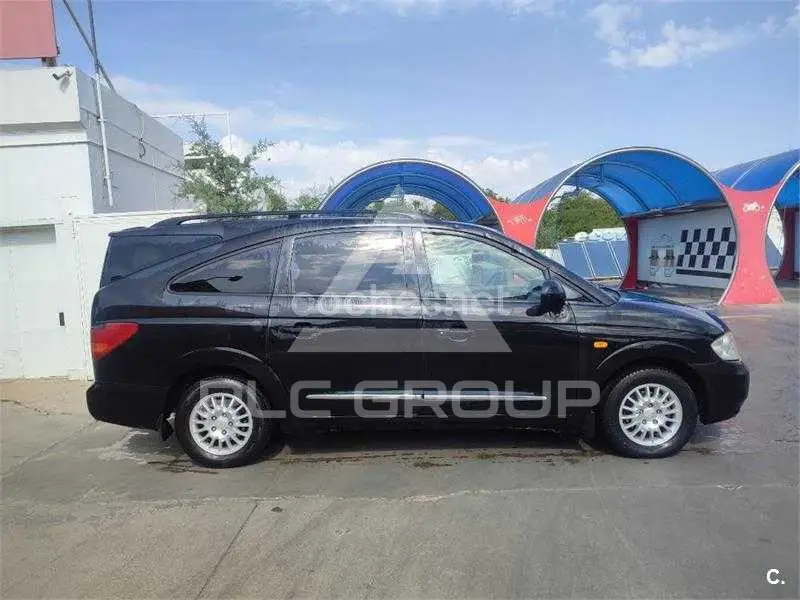 2011 Ssangyong Rodius