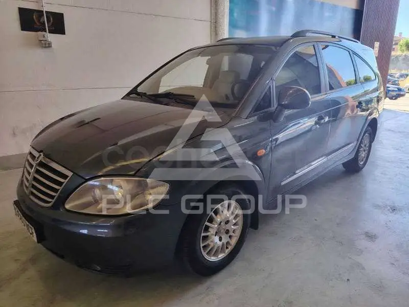 2011 Ssangyong Rodius