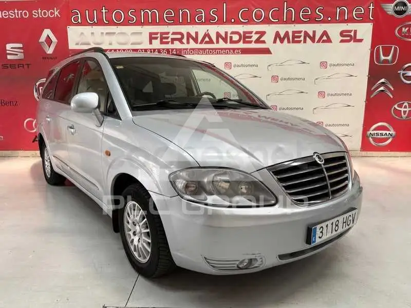 2011 Ssangyong Rodius