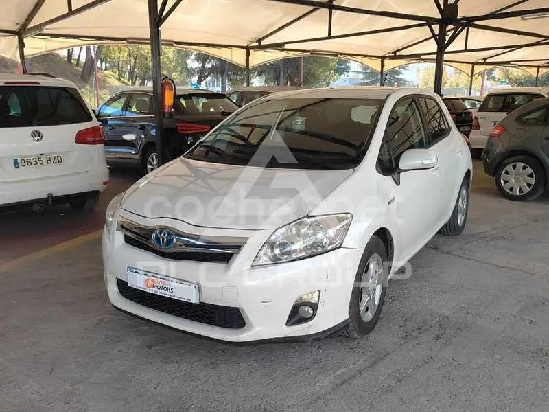 2011 Toyota AURIS