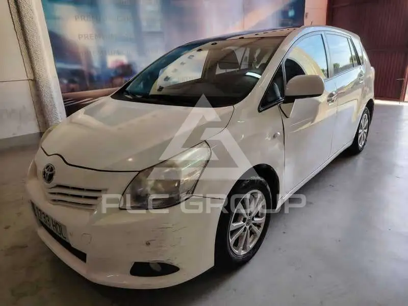2011 Toyota VERSO