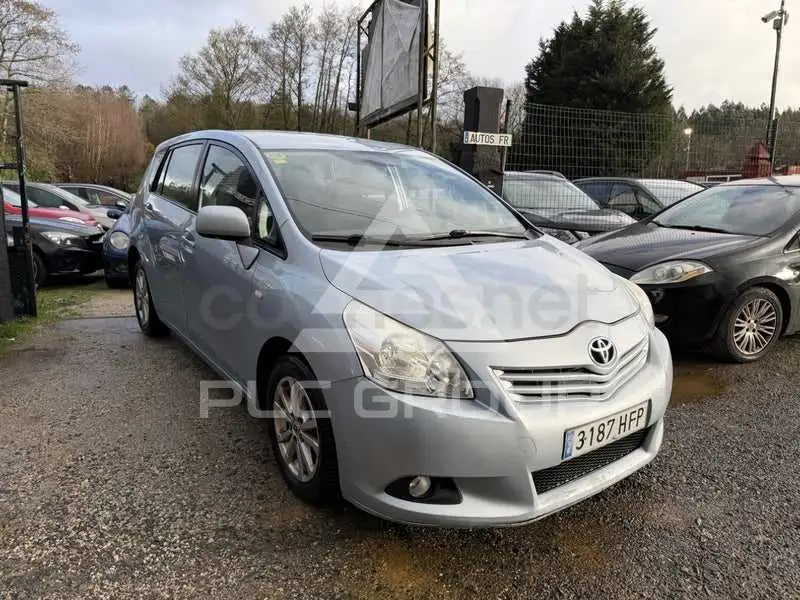2011 Toyota VERSO