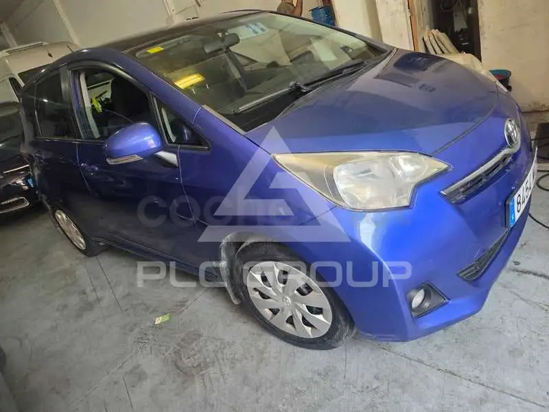 2011 Toyota VERSO