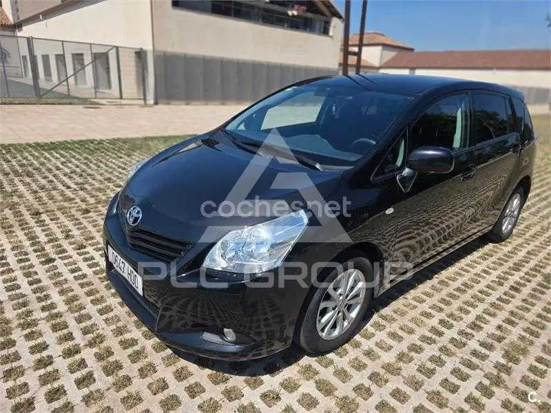 2011 Toyota VERSO