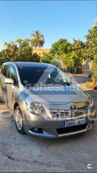 2011 Toyota VERSO