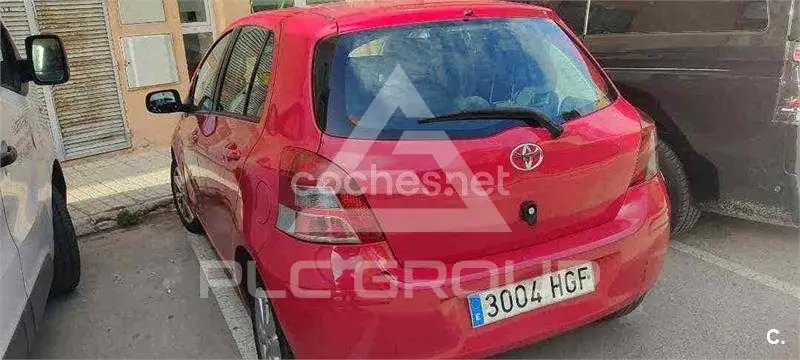 2011 Toyota YARIS
