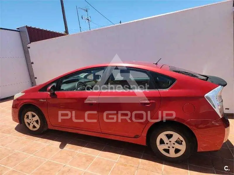 2011 Toyota PRIUS