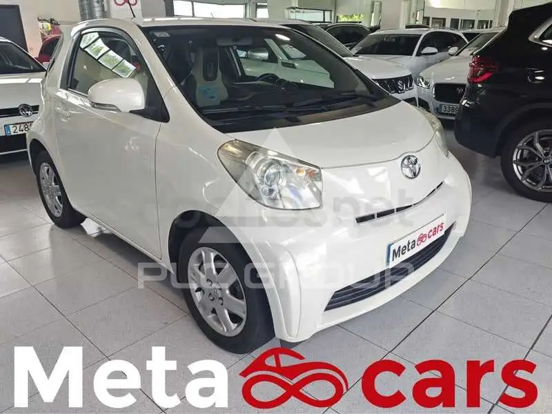 2011 Toyota IQ