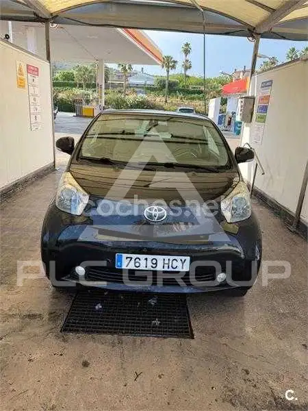 2011 Toyota IQ