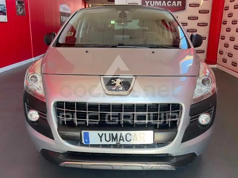 2011 Peugeot 3008