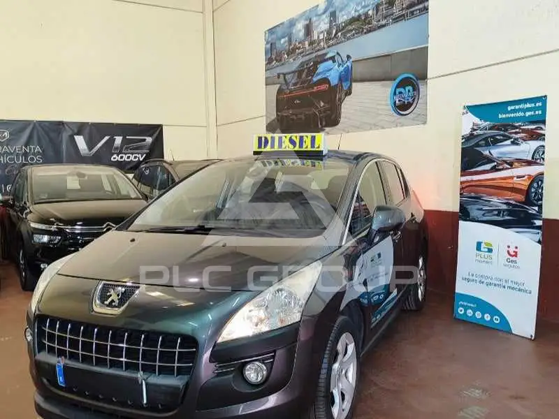 2011 Peugeot 3008