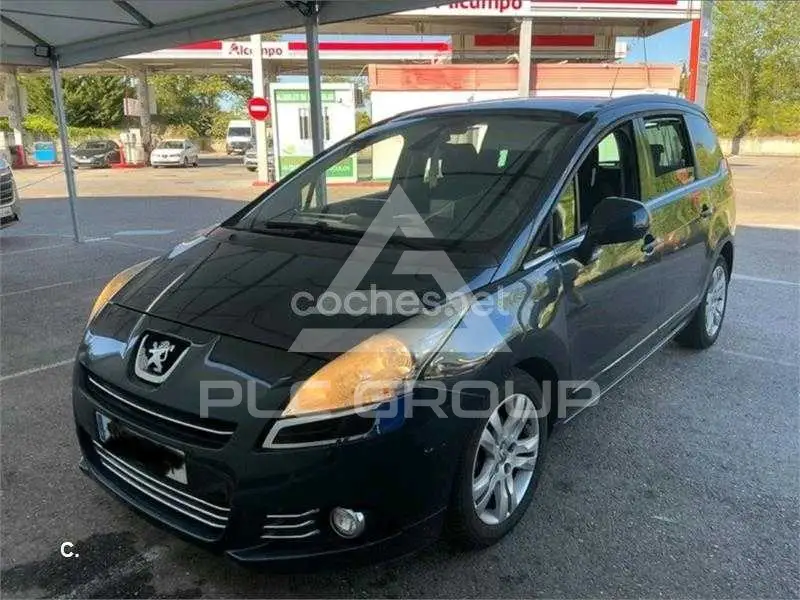 2011 Peugeot 5008
