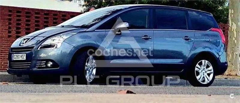 2011 Peugeot 5008