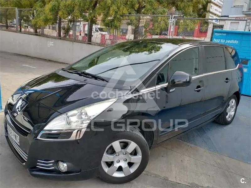 2011 Peugeot 5008