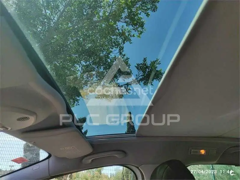 2011 Peugeot 5008