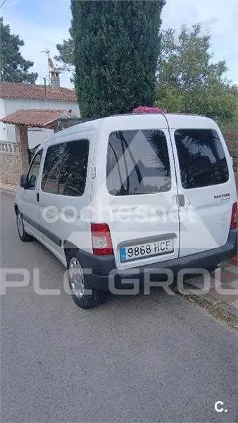 2011 Peugeot Partner